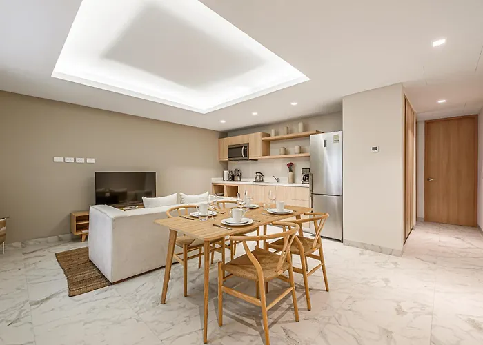 Lumina At Cardinal Apartment *