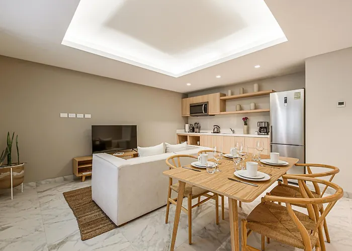 Lumina At Cardinal Apartment *